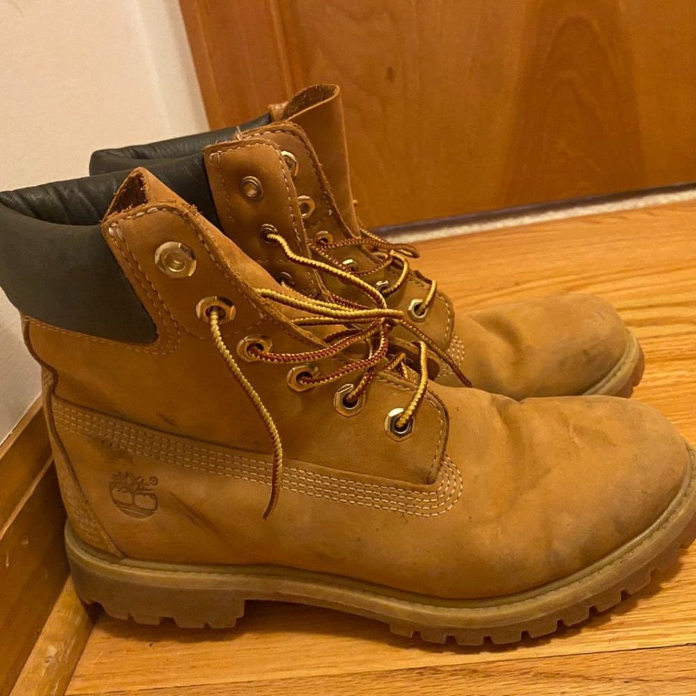 Womens Timberland Boots size 8 1/2
